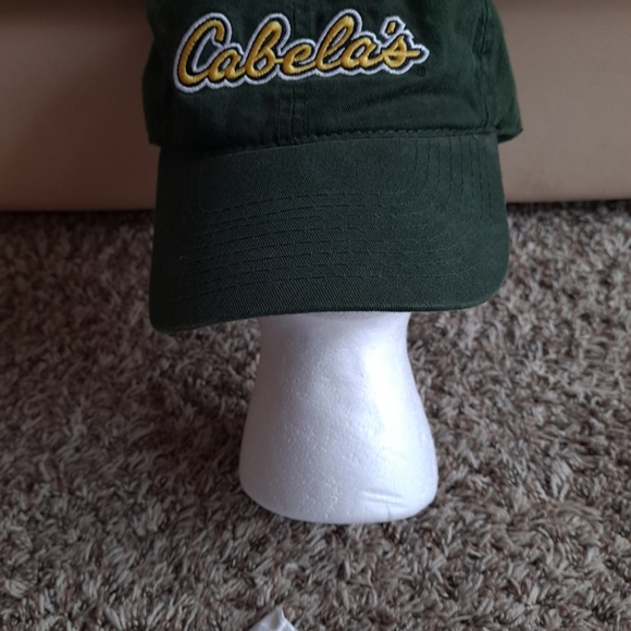 Cabelas green snap back truckers hat - Picture 4 of 11